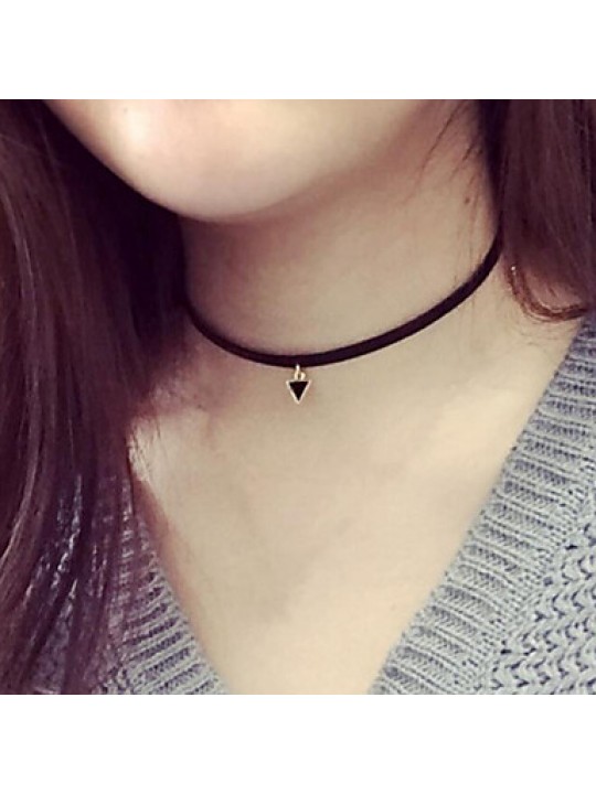 Necklace Choker Necklaces Jewelry Party / Daily / Casual Fashion Leather Black 1pc Gift