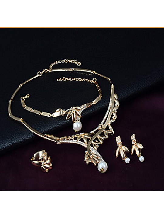  The explosion of gold necklace earrings bracelets rings set high-end banquet  