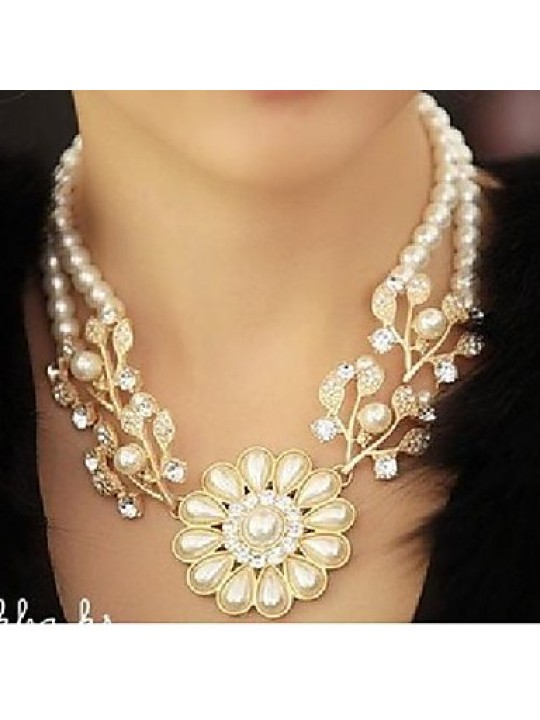 Necklace Pearl Power Necklace Jewelry Wedding / Party / Daily / Casual Flower Vintage / Fashion Pearl White 1pc Gift