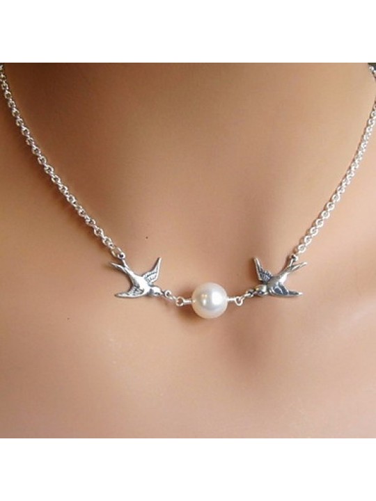 Necklace Pendant Necklaces Jewelry Party / Daily / Casual Fashion Alloy / Imitation Pearl Silver / White 1pc Gift