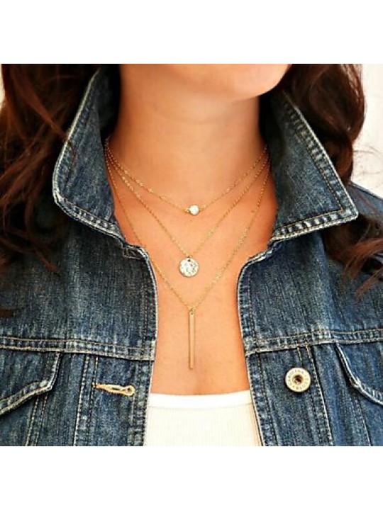 Fashion (Circle,I) Pearl Alloy Tiny Pendant Necklace(Golden) (1 Pc)