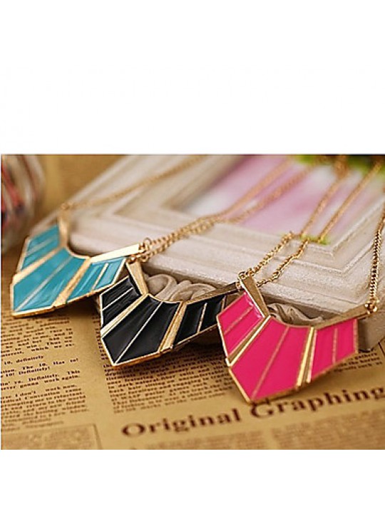 Necklace Pendant Necklaces Jewelry Halloween / Party Fashion Alloy Gold 1pc Gift