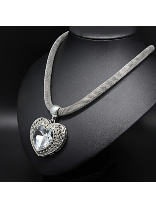 Rhinestone Heart Pendant Silver Chain Necklace